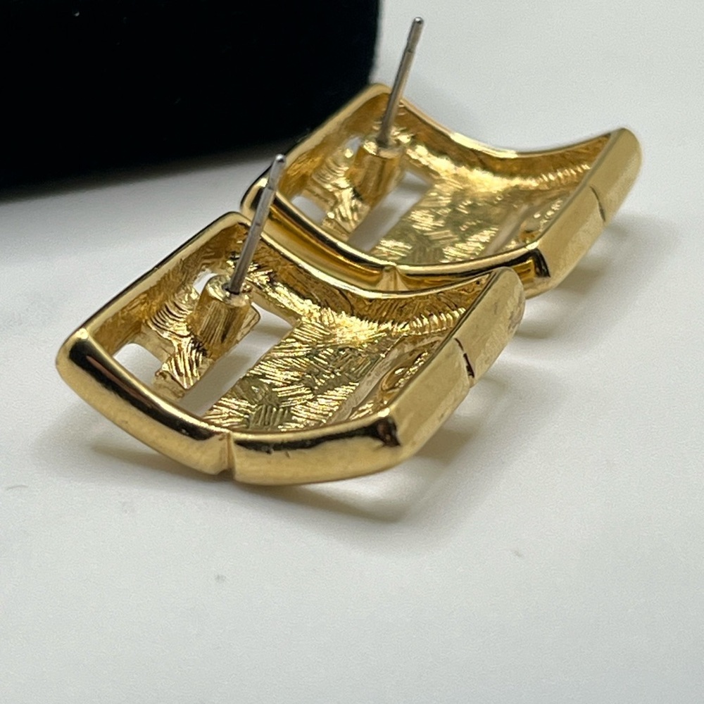 Vintage Givenchy G Logo Gold Tone Stud Earrings - Picture 8 of 9